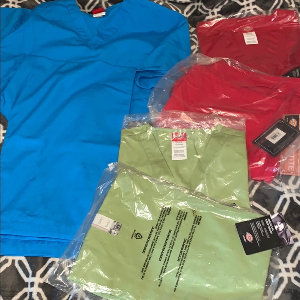 3 dickies scrubs set